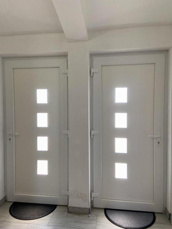 Apartmani Bolero - Obiteljski Odmor Vodice Kültér fotó