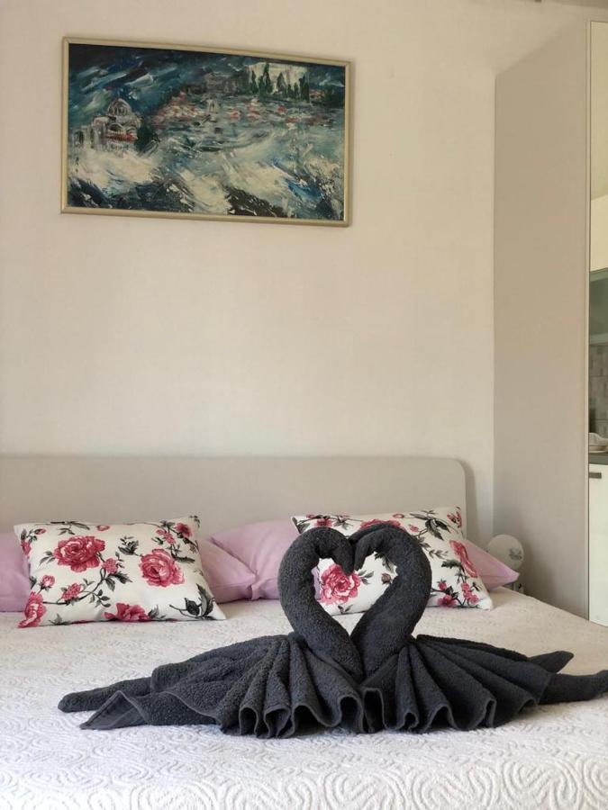 Apartmani Bolero - Obiteljski Odmor Vodice Kültér fotó